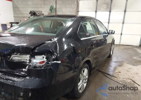 2017 Volkswagen Jetta 1.4T S из США, поврежденный, VIN 3VW2B7AJ6HM261884